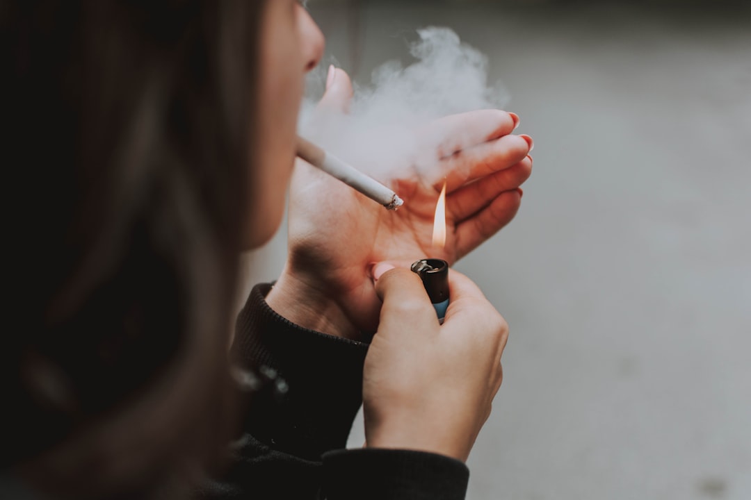 Photo Burning cigarette