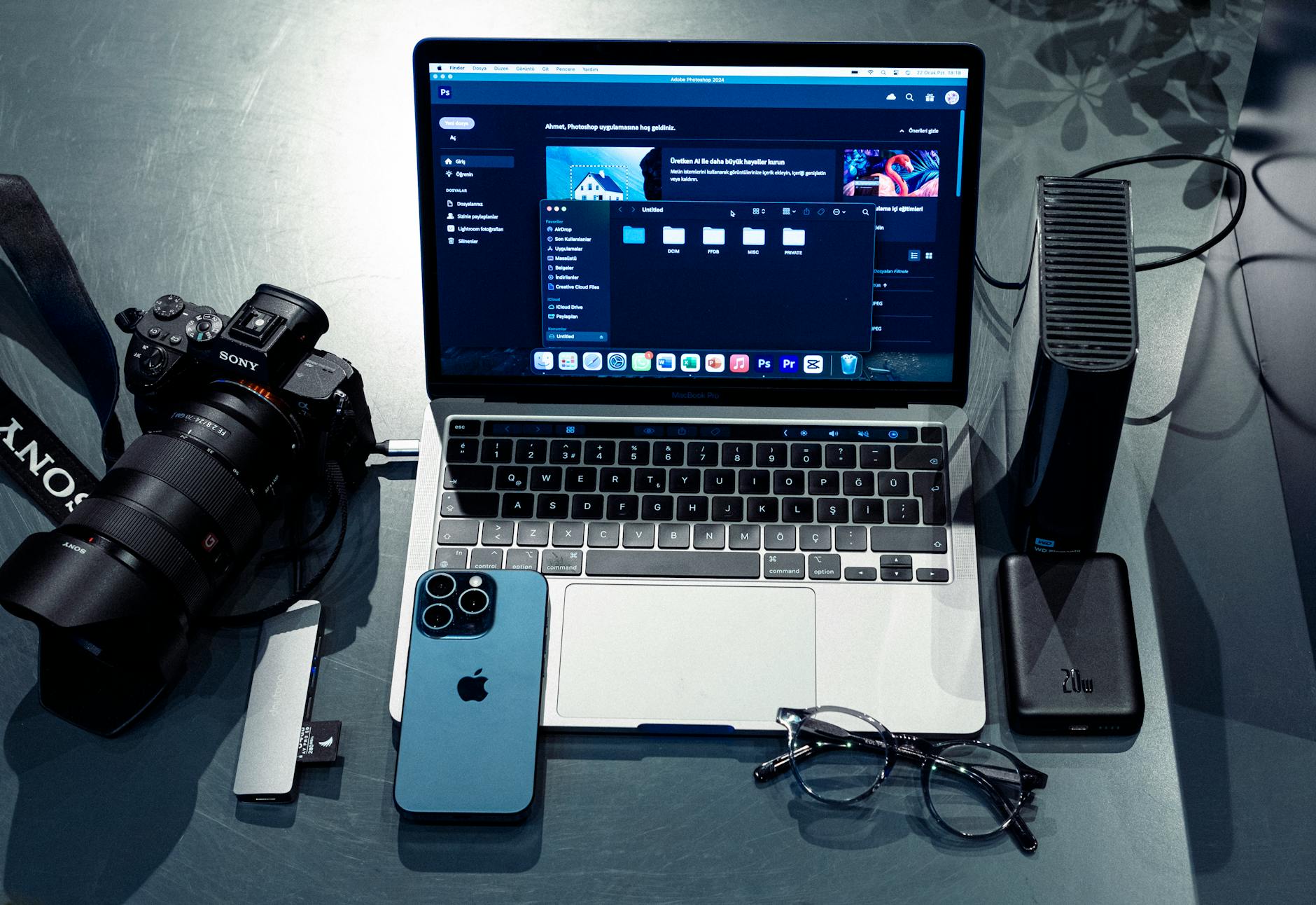Photographer & Videographer